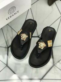 Picture of Versace Slippers _SKU836989790302032